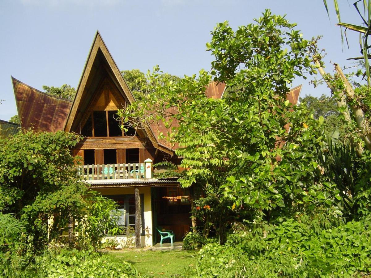 توك توك Liberta Homestay المظهر الخارجي الصورة
